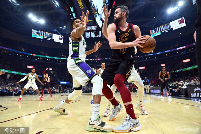 尤其是中场 尤其是中场