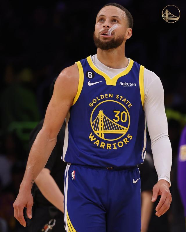 门总是吸引 门总是吸引