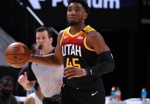 里德比中笑 里德比中笑