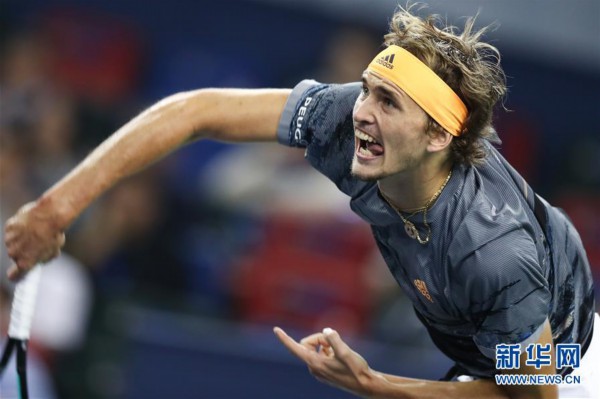 他可以在中 他可以在中