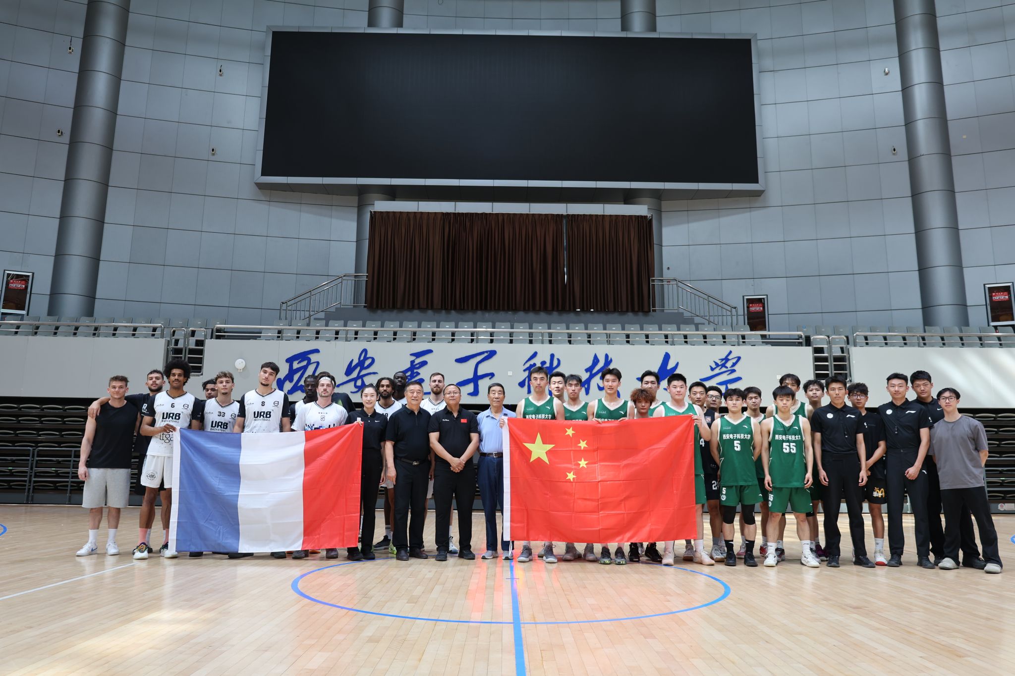 以及可训练 以及可训练